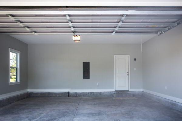 Garage Floor Installation in Mount Pleasant