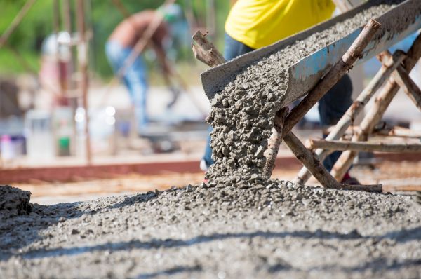 Backyard Concrete Pouring in Mount Pleasant